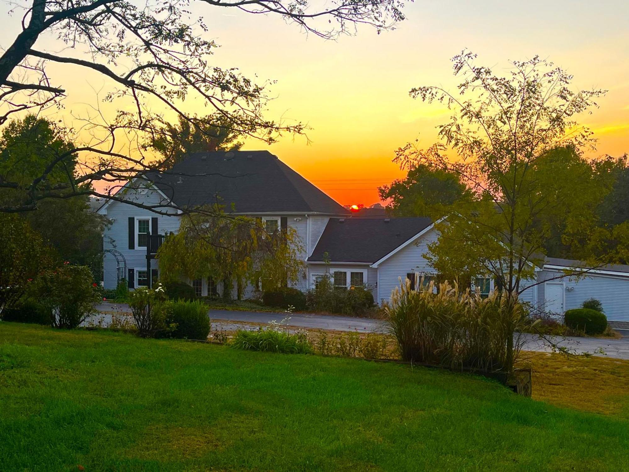 Hill House Bed And Breakfast Loretto Екстер'єр фото