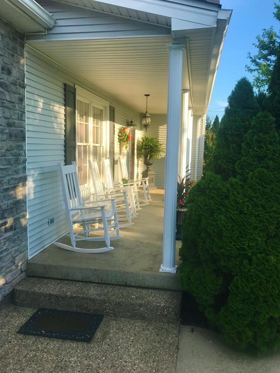Hill House Bed And Breakfast Loretto Екстер'єр фото