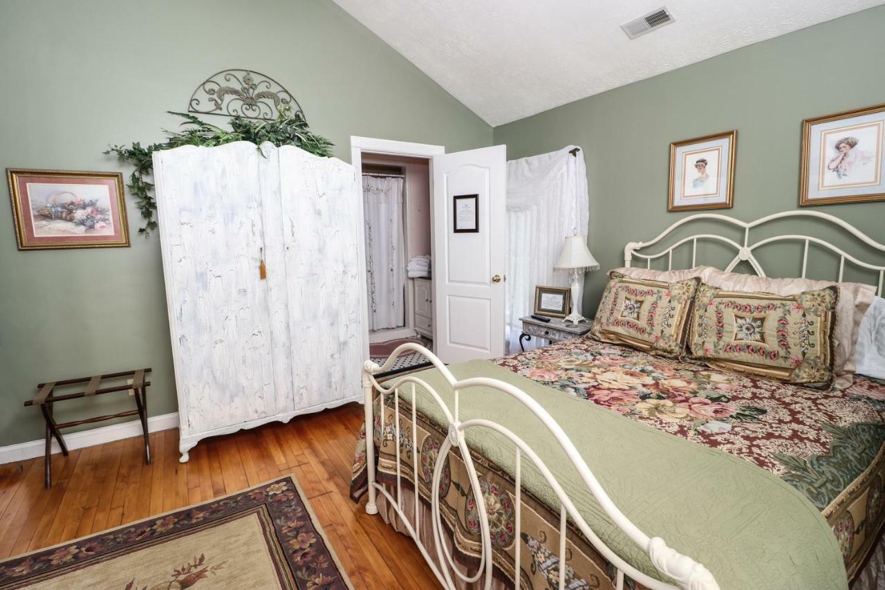 Hill House Bed And Breakfast Loretto Екстер'єр фото